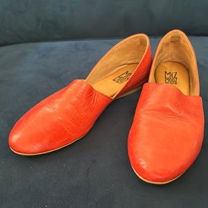 Miz MooZ tomato colored loafer